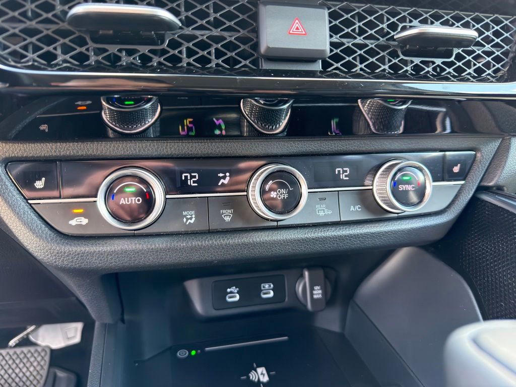 Certified 2025 Acura ADX AWD image 32