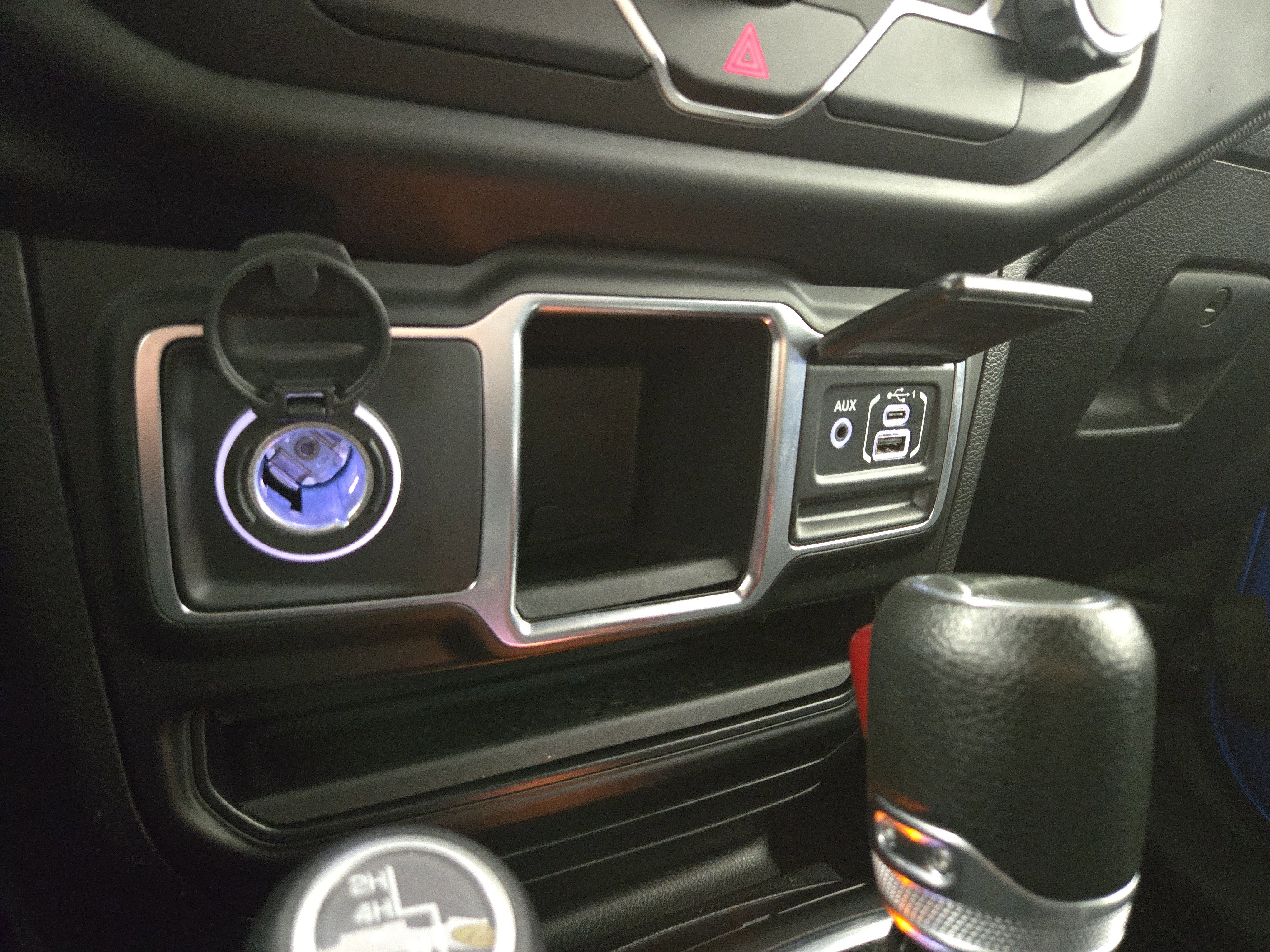 Used 2021 Jeep Gladiator Sport image 26