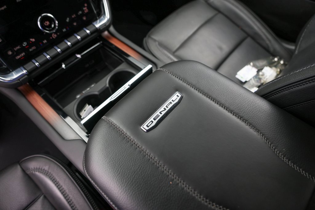 Used 2025 GMC Yukon Denali image 20