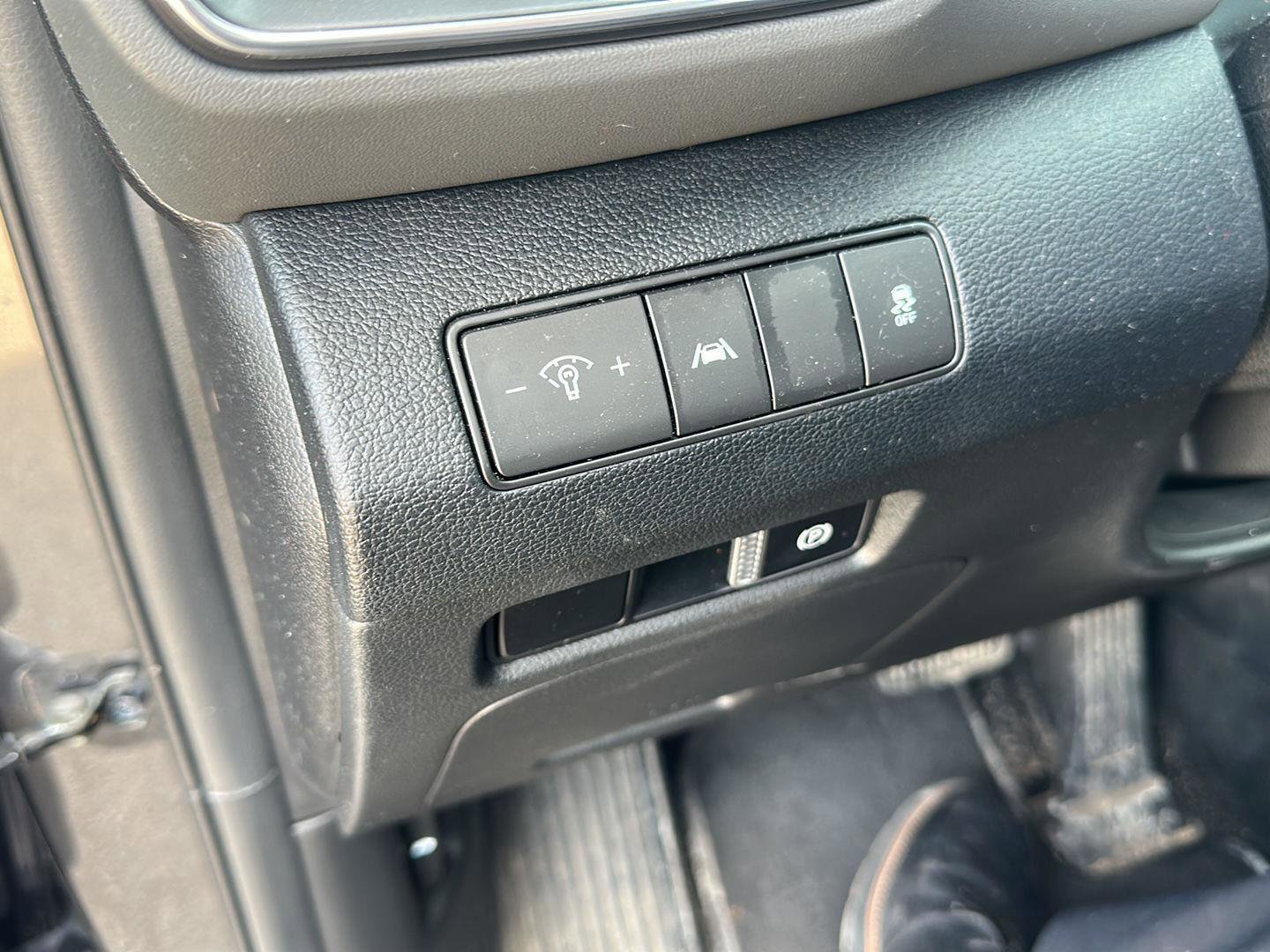 Used 2022 Hyundai Santa Fe SEL image 12