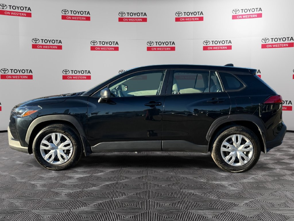 Certified 2025 Toyota Corolla Cross L AWD/4WD image 8