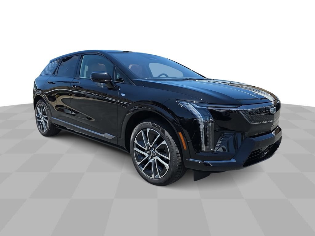 Used 2026 Cadillac Optiq Sport 2 RWD image 2