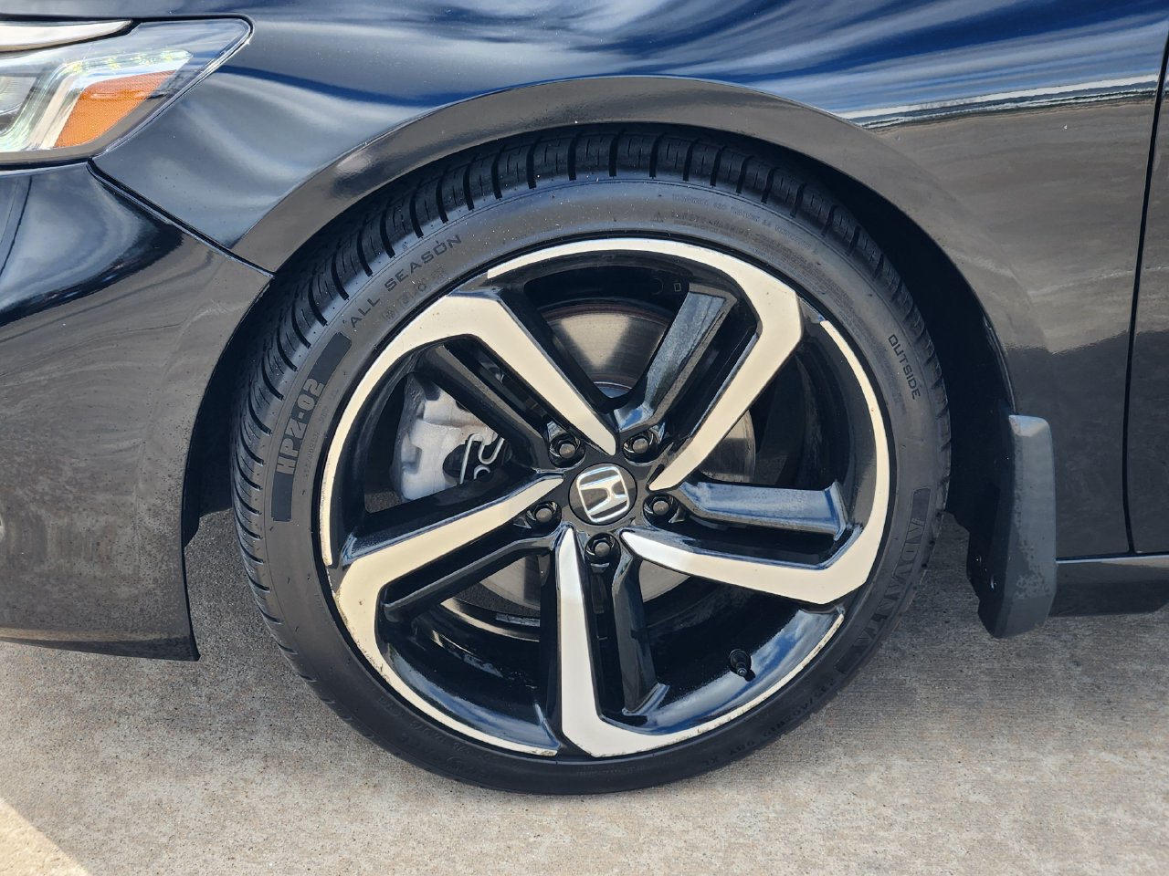 Certified 2022 Honda Accord Sport image 11