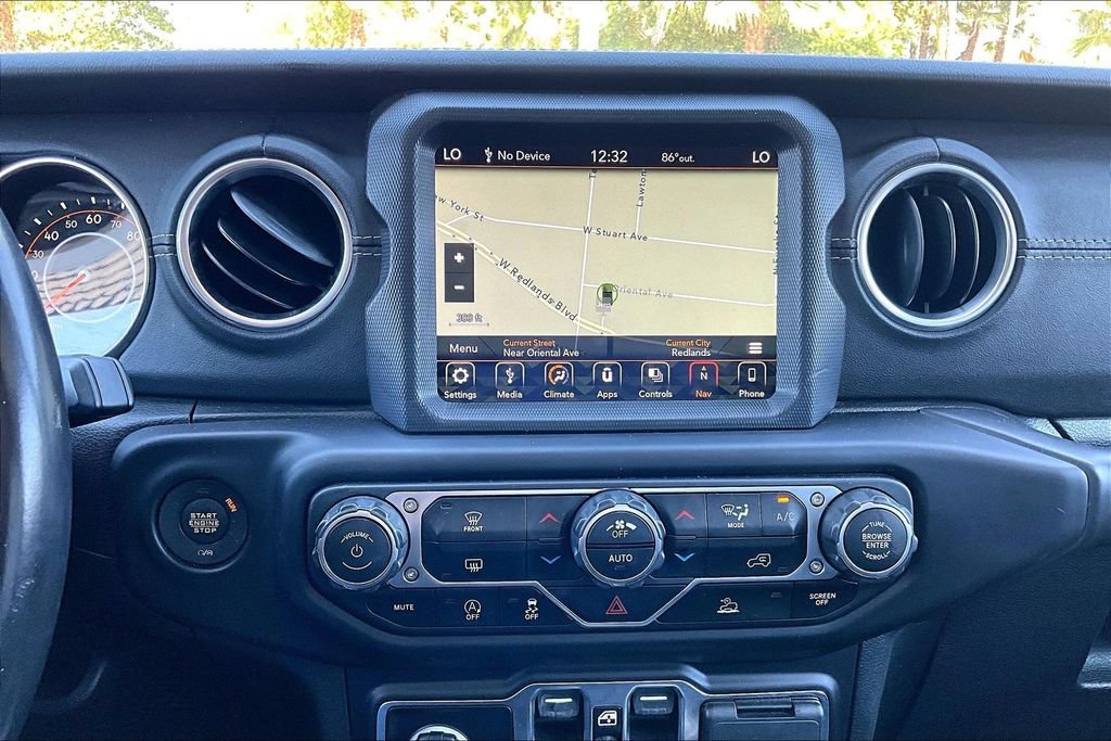 Certified 2019 Jeep Wrangler Unlimited Sahara AWD/4WD image 31