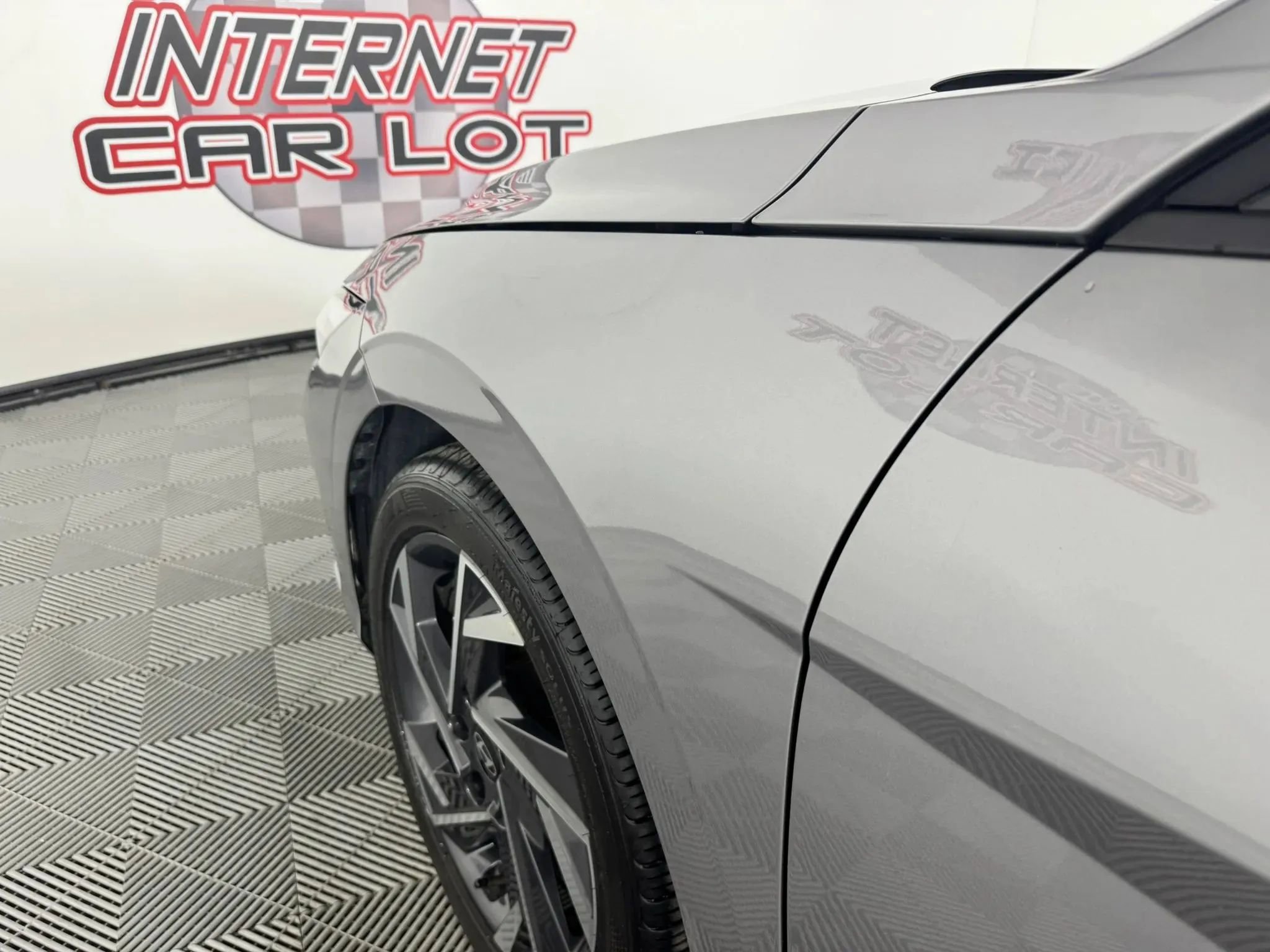 Used 2025 Hyundai Elantra Sport FWD image 23