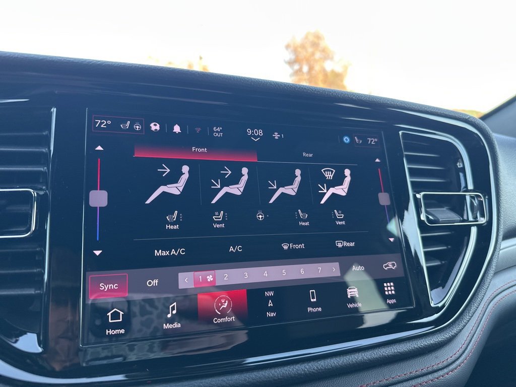 Used 2024 Dodge Durango GT image 23