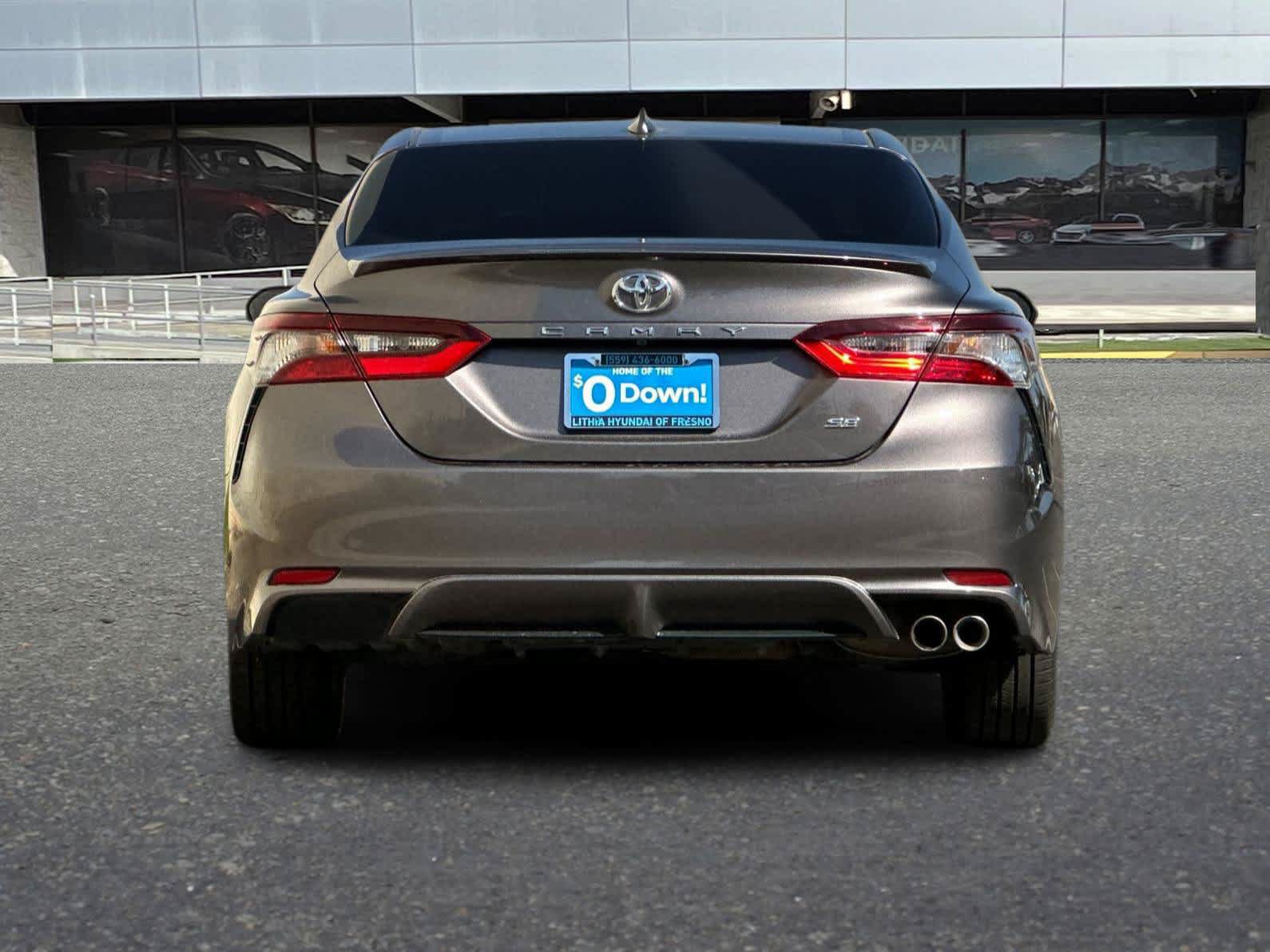 Used 2023 Toyota Camry SE FWD image 8