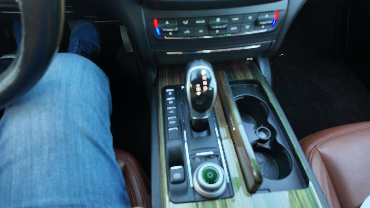 Used 2017 Maserati Ghibli S Q4 AWD/4WD image 17