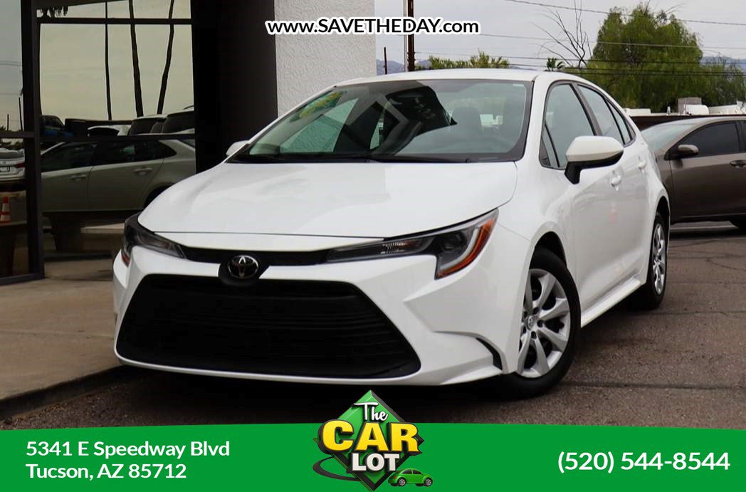 Used 2023 Toyota Corolla LE FWD image 1