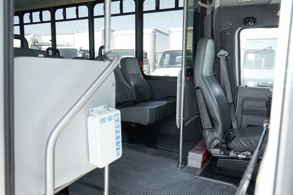 Used 2013 Ford E-450 and Econoline 450 Super Duty w/ Shuttle Bus Prep Pkg RWD image 38