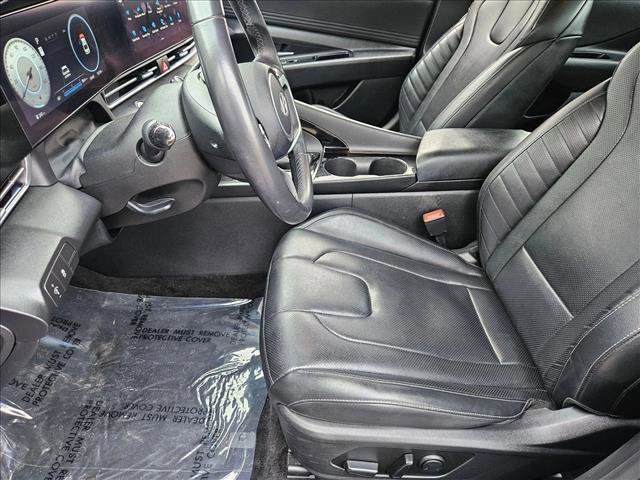 Used 2024 Hyundai Elantra Limited image 15