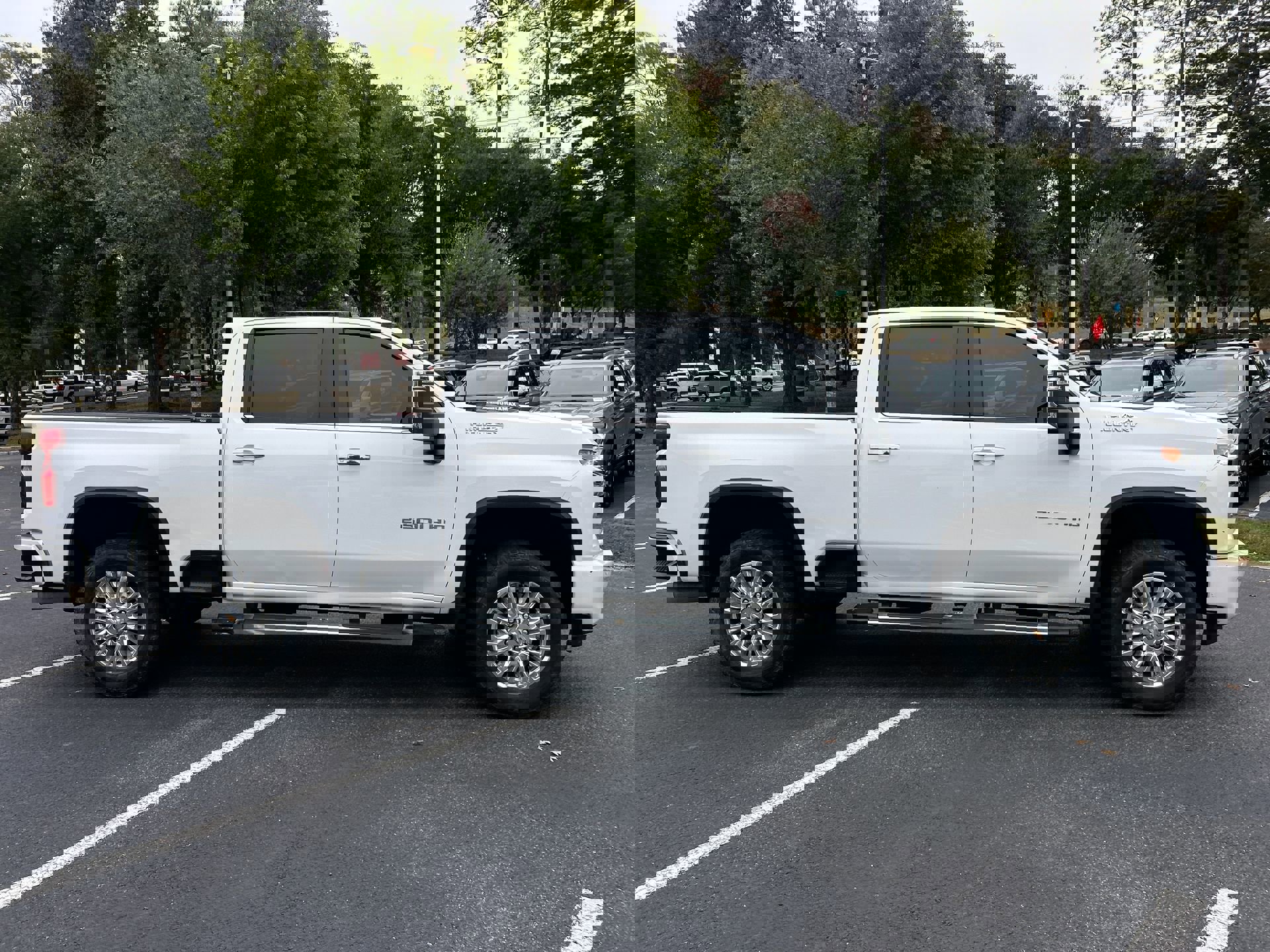 Used 2021 Chevrolet Silverado 2500 High Country w/ Z71 Off-Road Package image 10