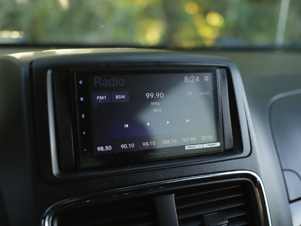 Used 2016 Dodge Grand Caravan SE FWD image 13