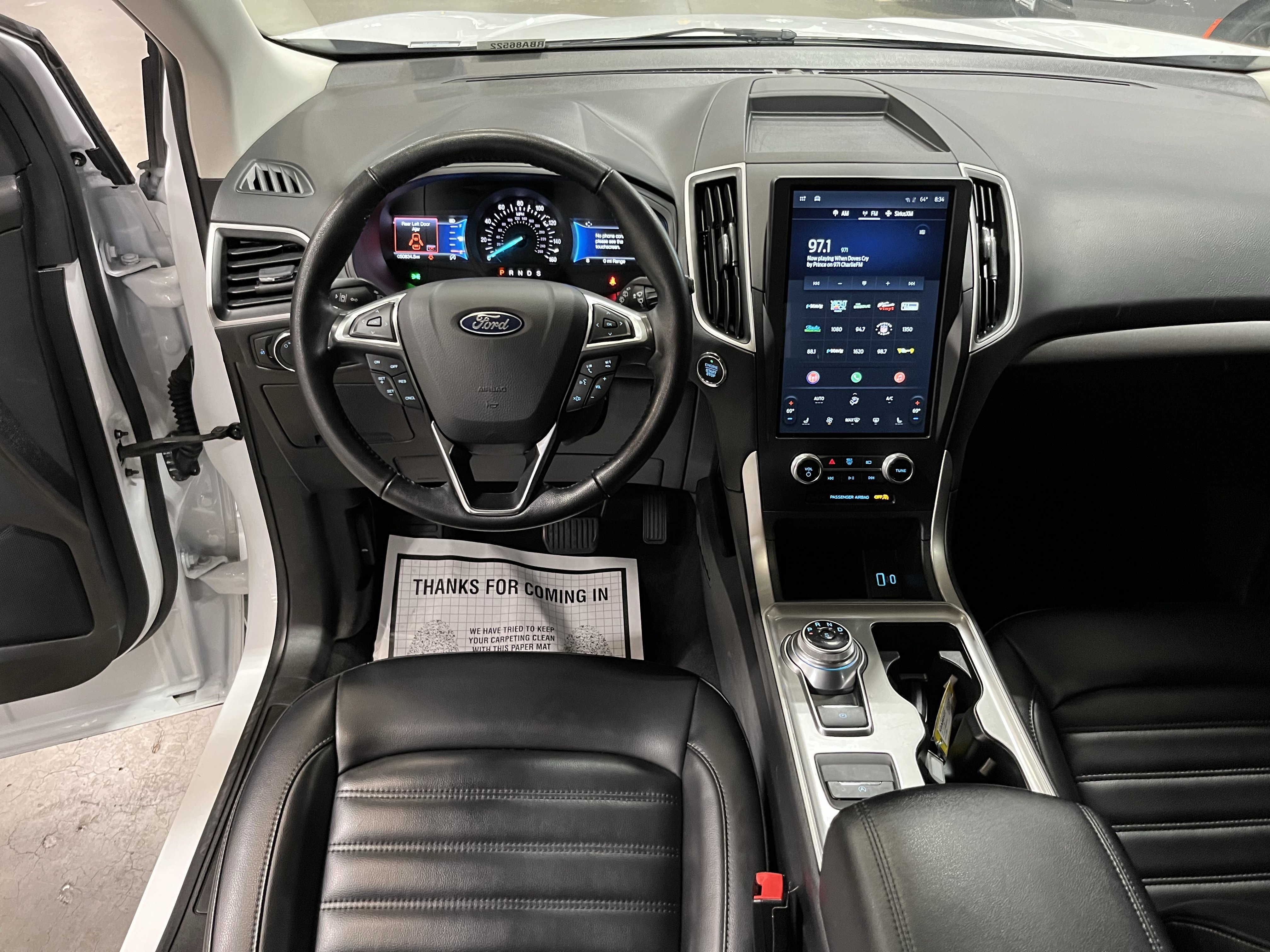 Used 2024 Ford Edge SEL image 11