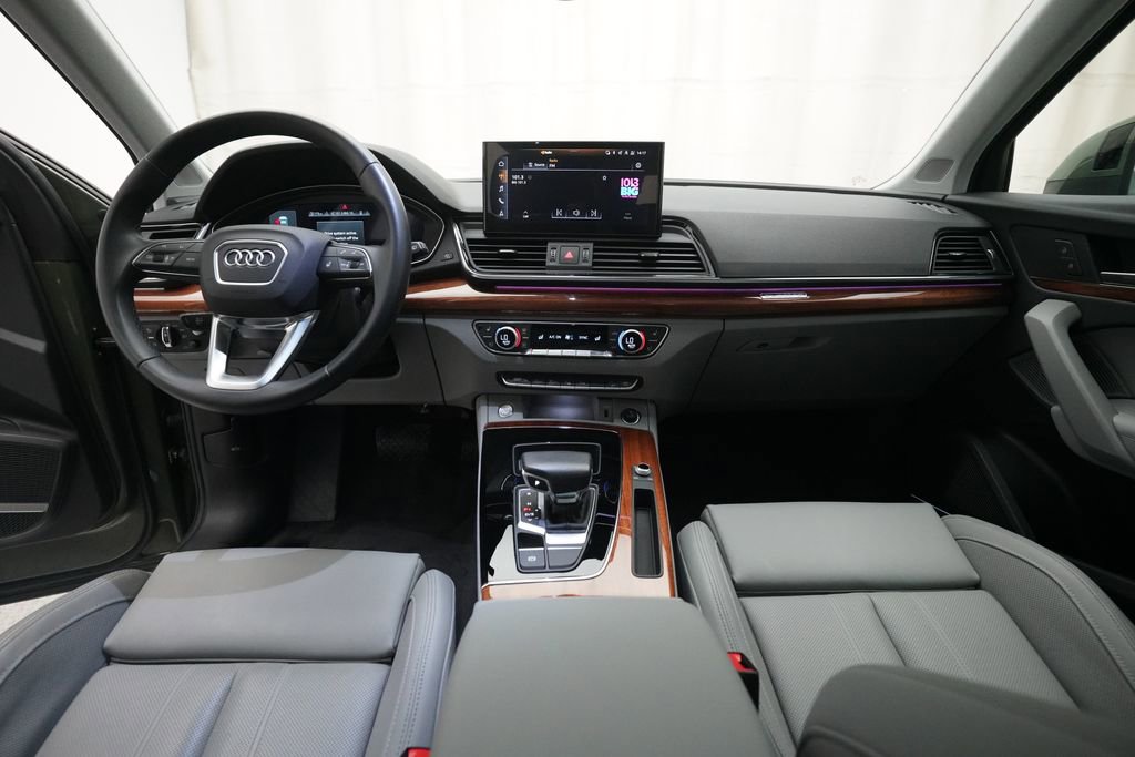 Used 2023 Audi Q5 2.0T Prestige w/ Prestige Package image 20