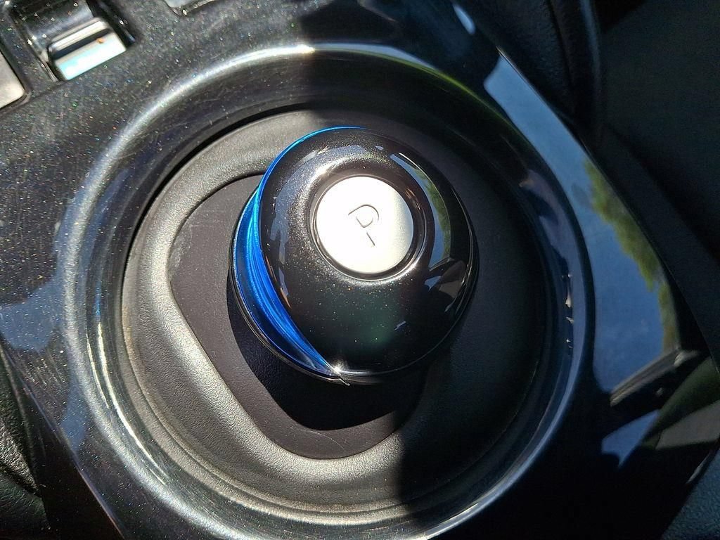 Certified 2024 Nissan Leaf SV Plus FWD image 16