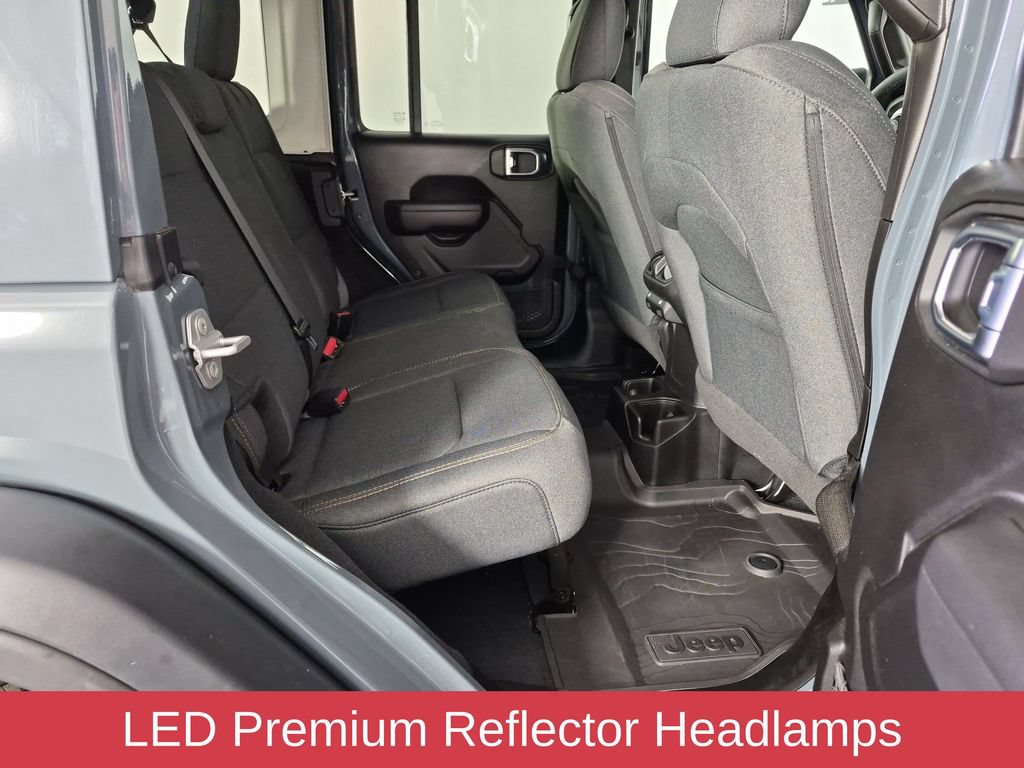 Used 2025 Jeep Wrangler Unlimited Sport AWD/4WD image 34