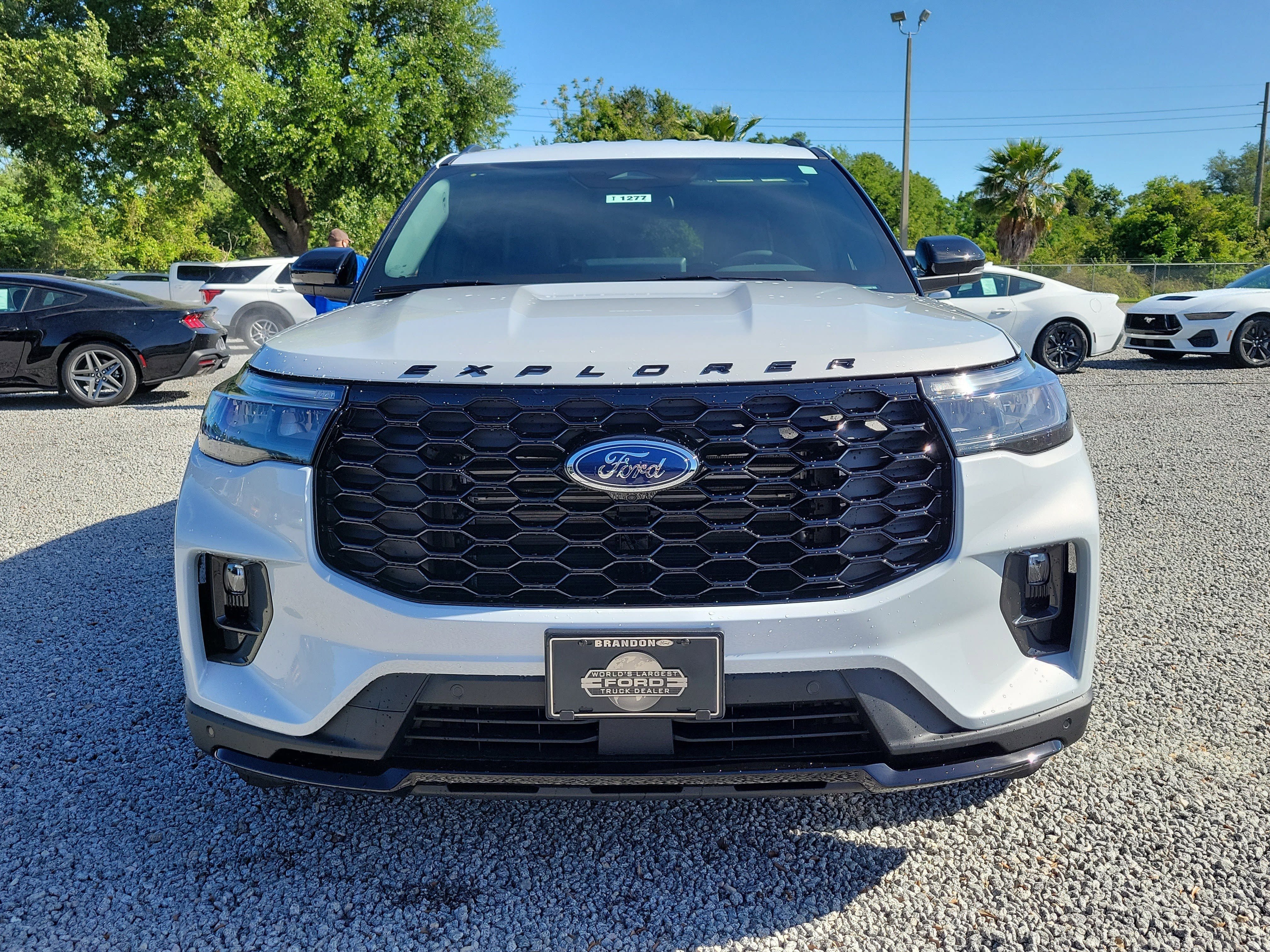 New 2026 Ford Explorer ST-Line RWD image 3
