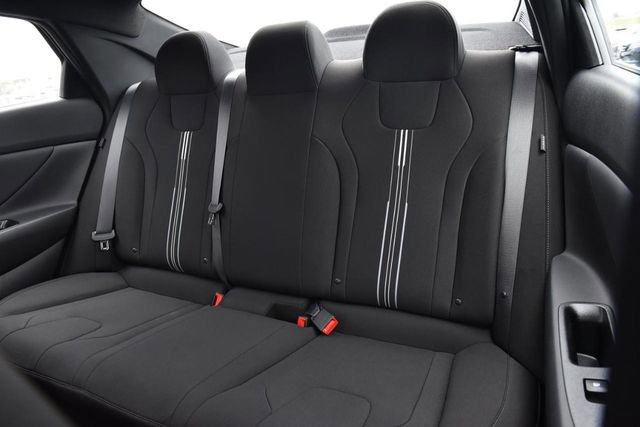 Used 2026 Hyundai Elantra Sport FWD image 21