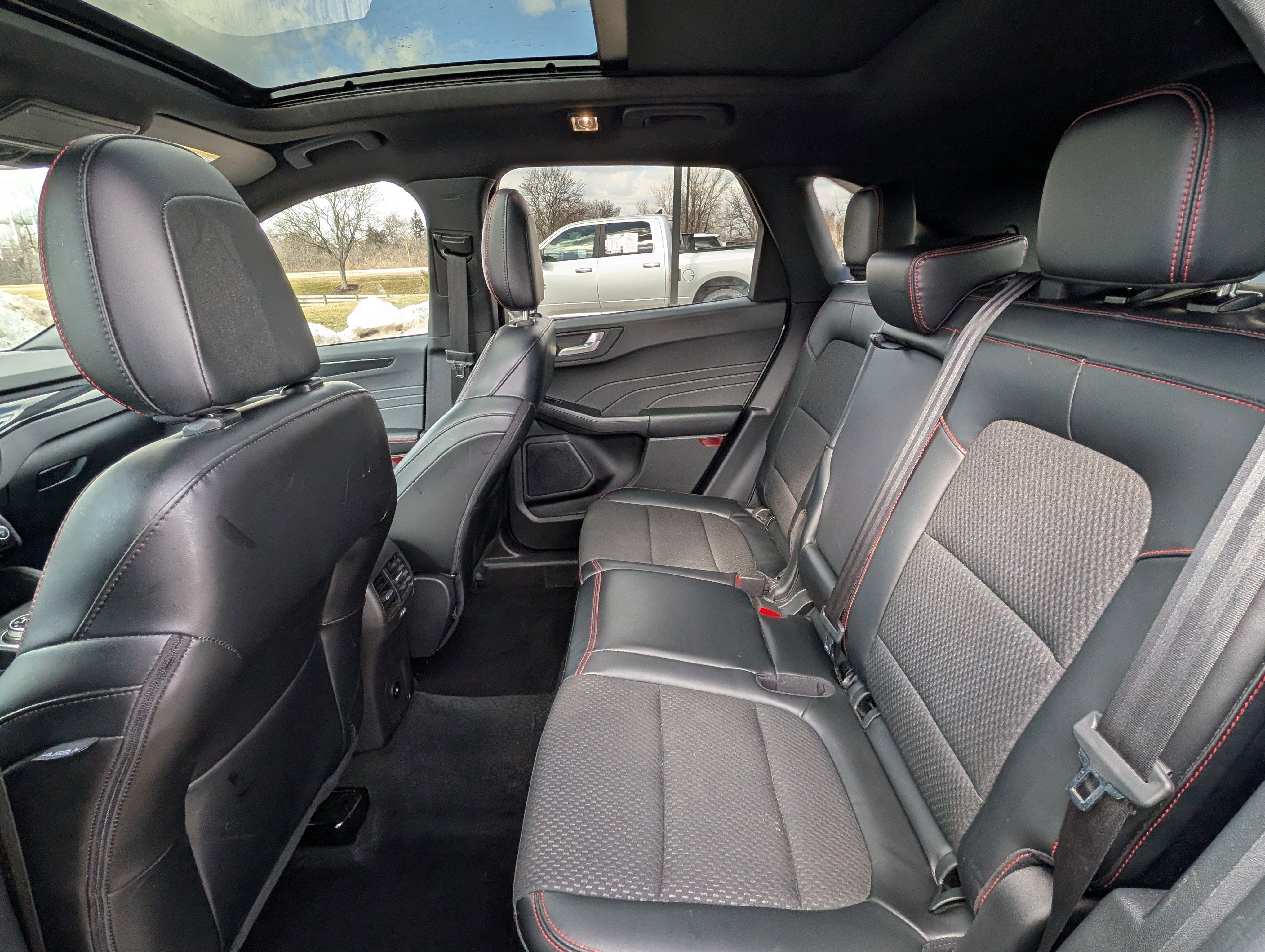 Used 2023 Ford Escape ST-Line w/ Tech Pack #1 image 28
