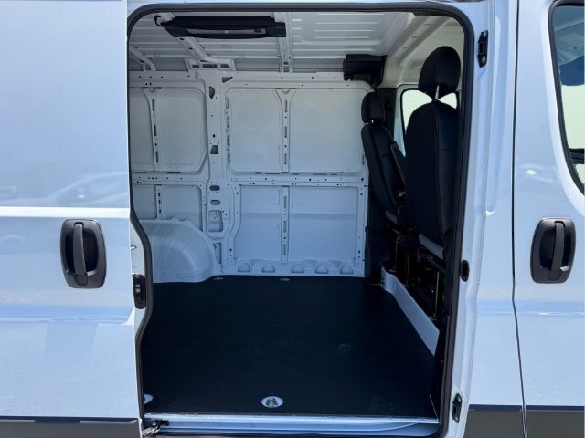 New 2027 RAM ProMaster 1500 w/ Convenience Group FWD image 25