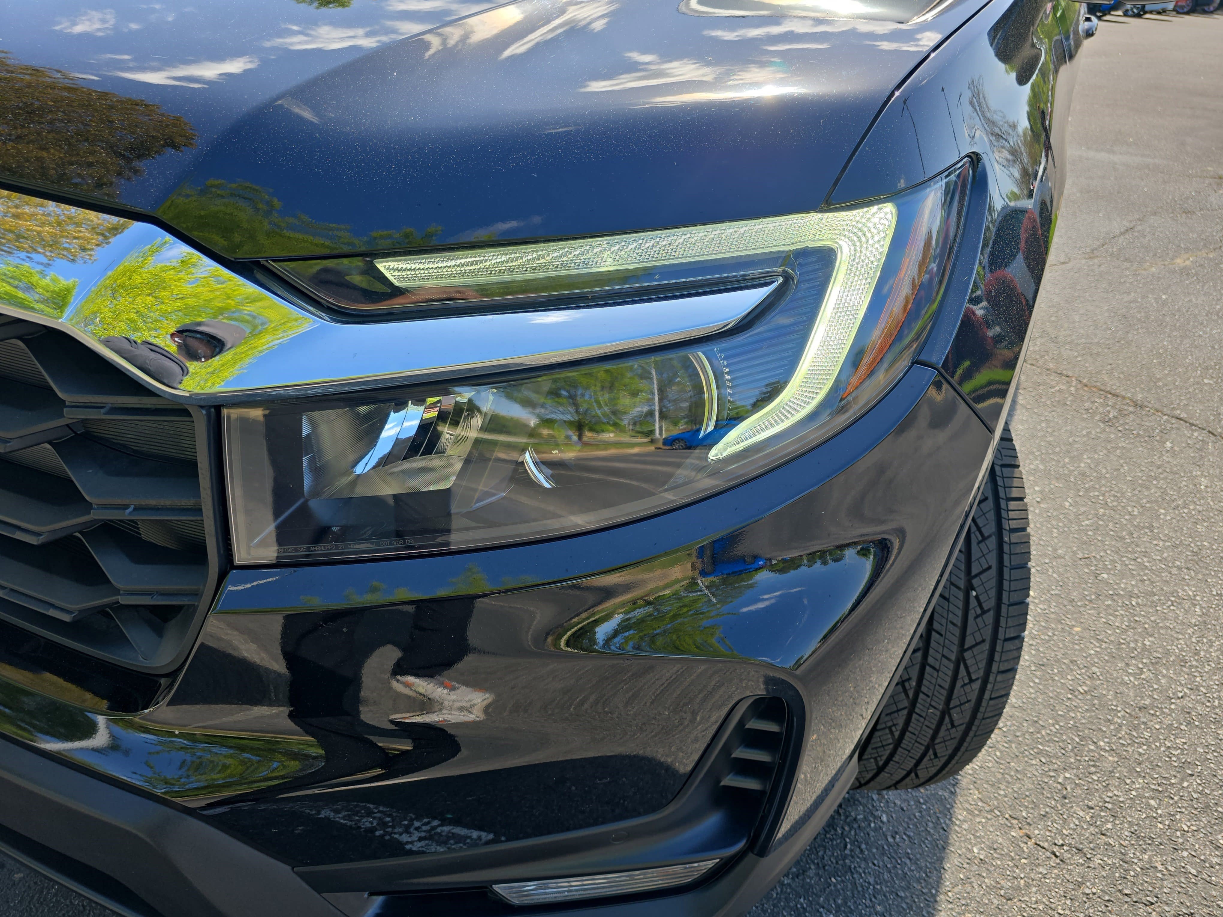 Used 2024 Honda Passport EX-L image 33