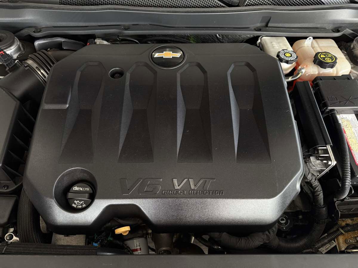 Used 2019 Chevrolet Impala Premier w/ Premier Confidence Package FWD image 18