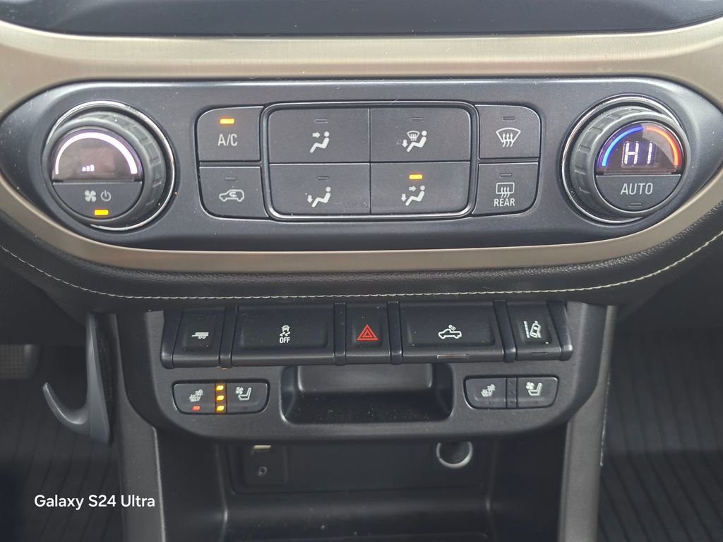 Used 2018 GMC Canyon Denali image 29