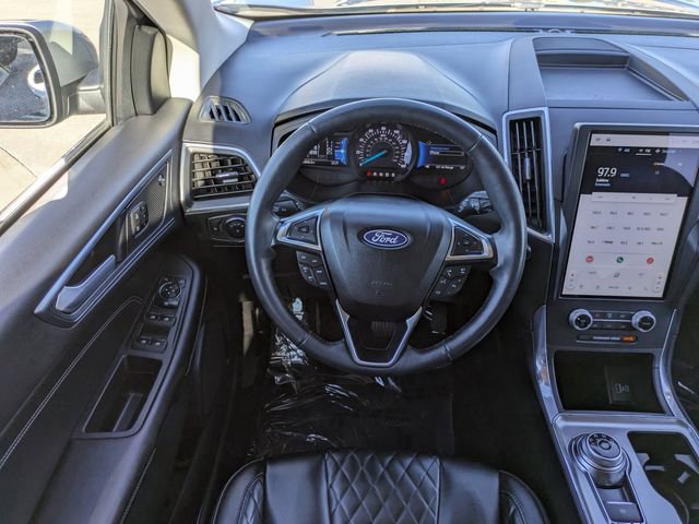 Used 2023 Ford Edge Titanium image 18