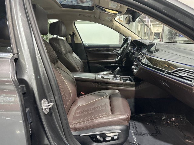 Used 2016 BMW 740i w/ Executive Package 2 RWD image 56