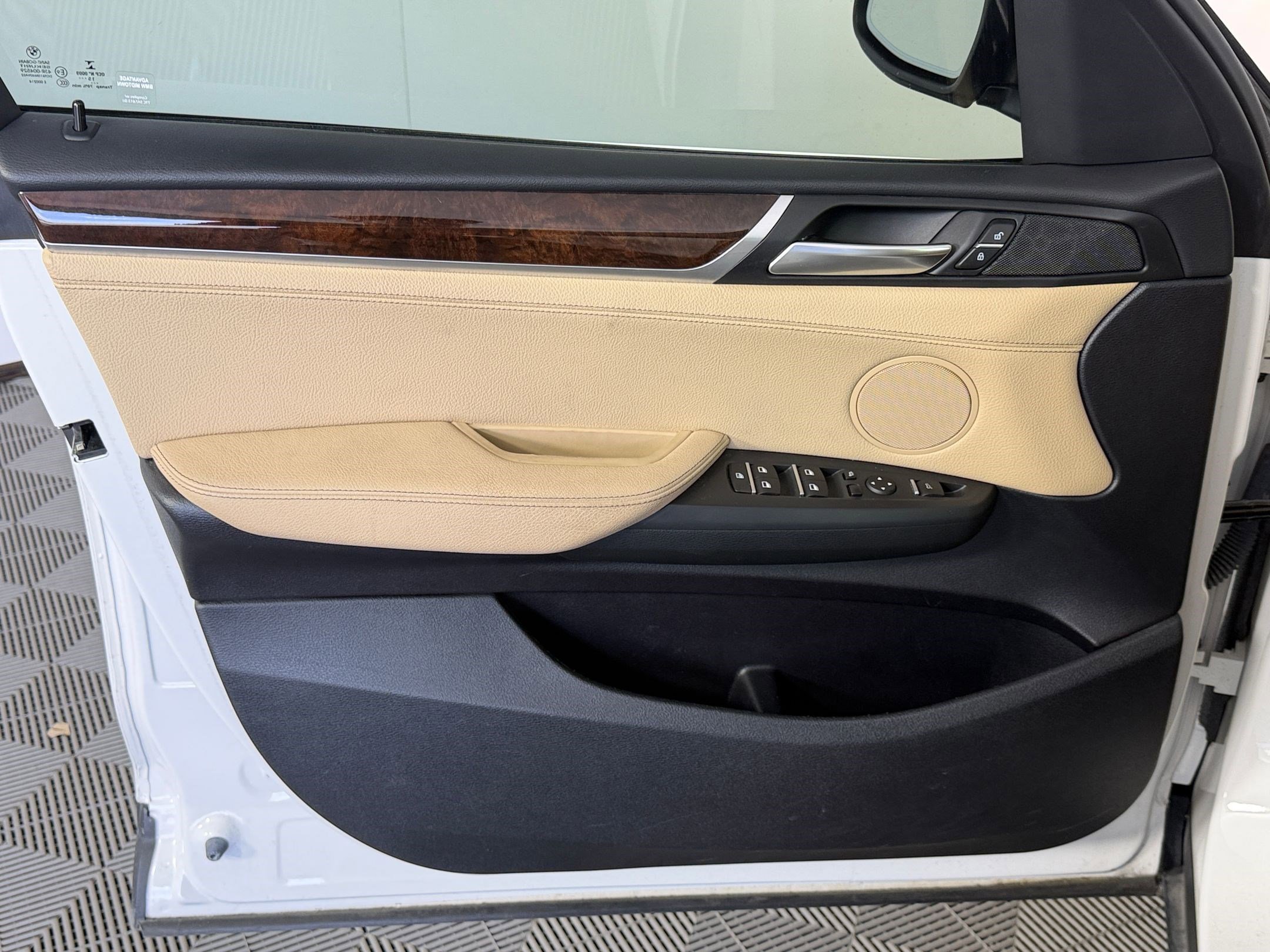 Used 2016 BMW X3 xDrive28i image 12