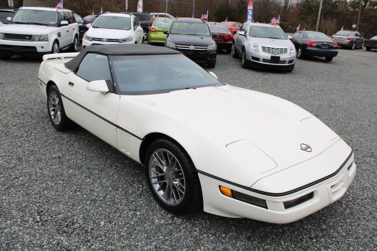 Used 1989 Chevrolet Corvette Convertible RWD image 13