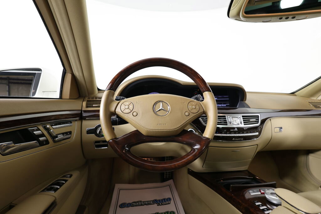 Used 2013 Mercedes-Benz S 550 4MATIC image 29