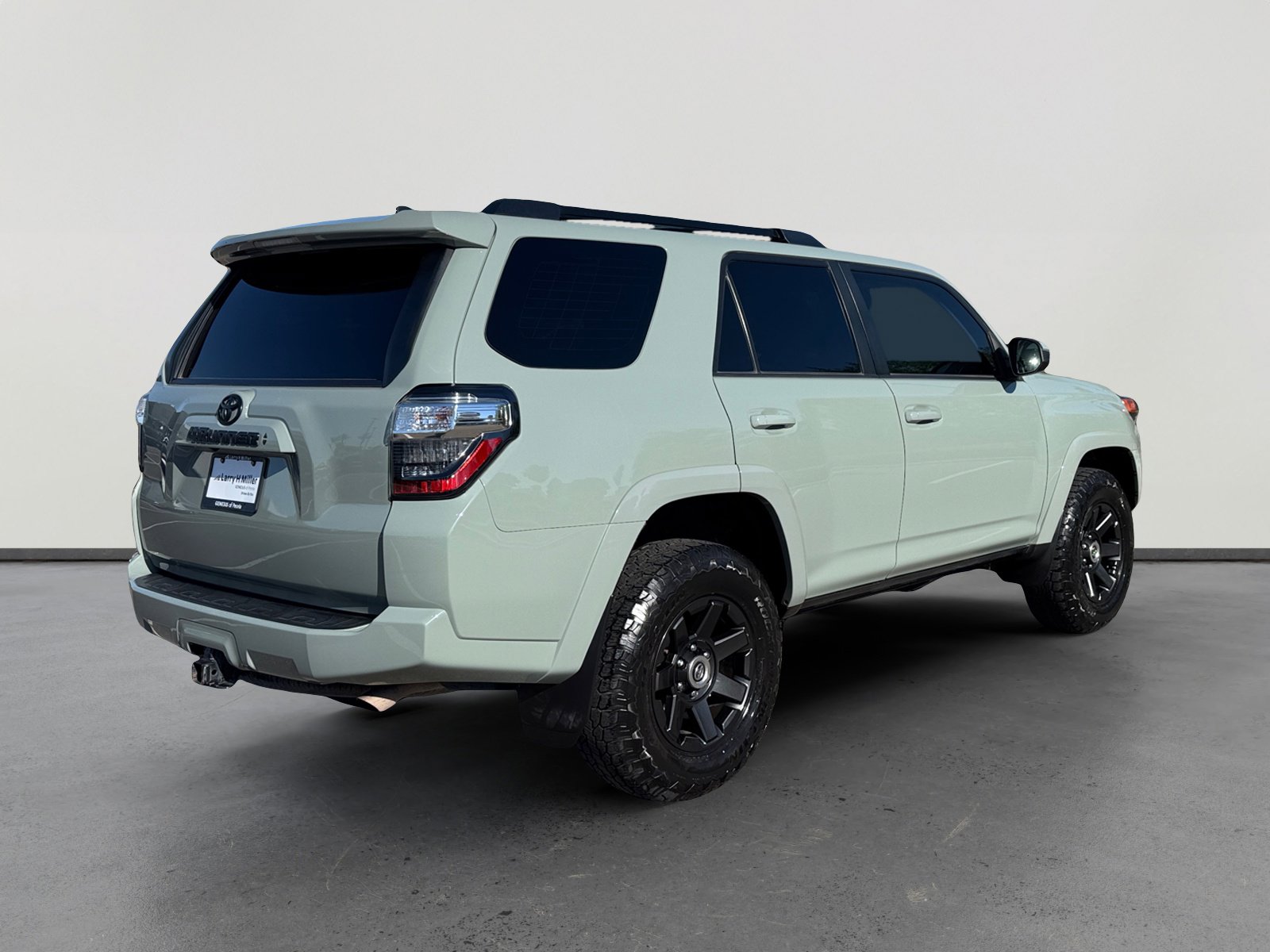 Used 2022 Toyota 4Runner Trail Special Edition AWD/4WD image 5