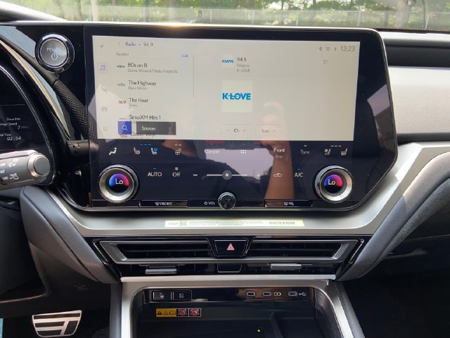 New 2026 Lexus TX 500h AWD w/ Technology Package image 18