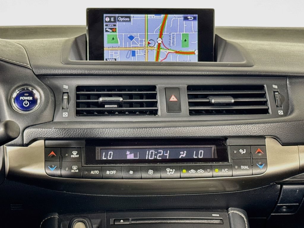 Used 2017 Lexus CT 200h FWD image 12