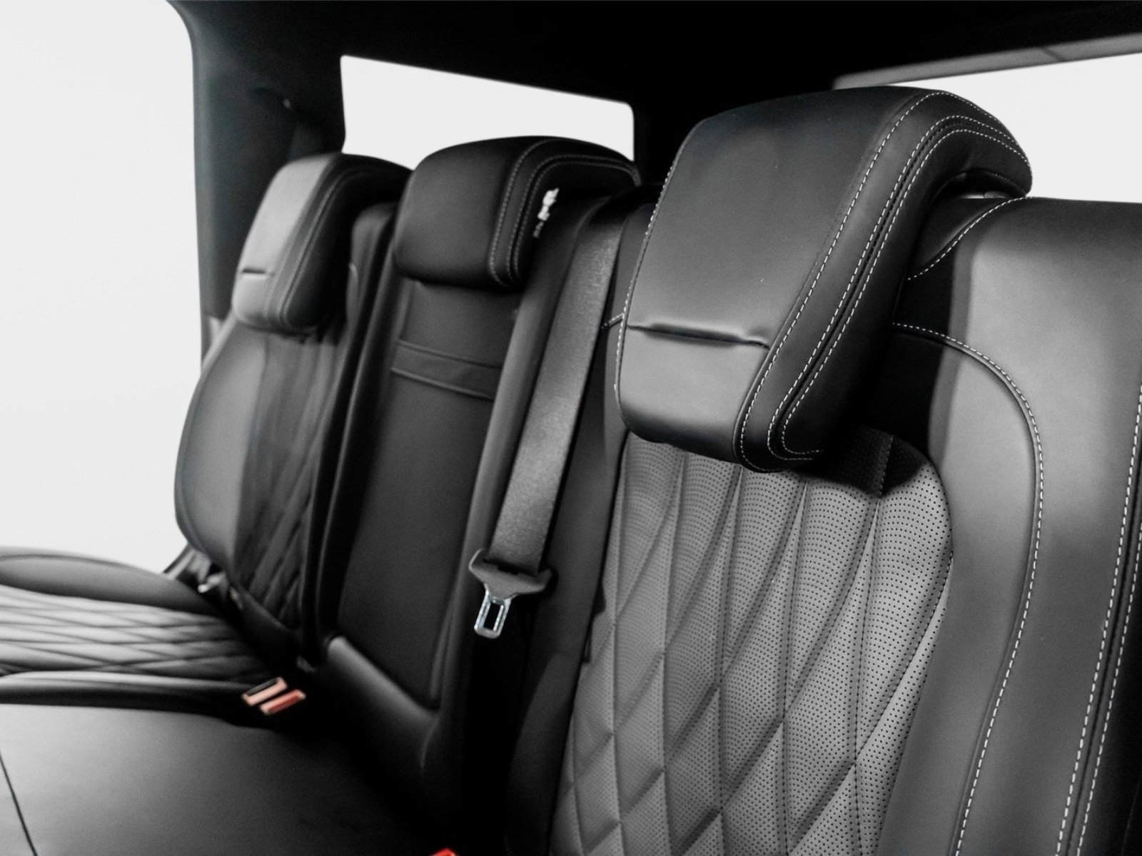 Used 2025 Mercedes-Benz G 63 AMG 4MATIC image 30