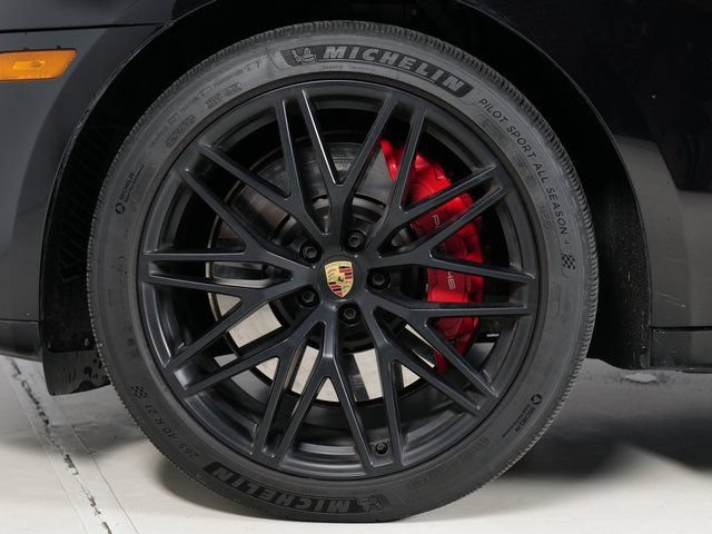 Certified 2023 Porsche Macan GTS AWD/4WD image 34