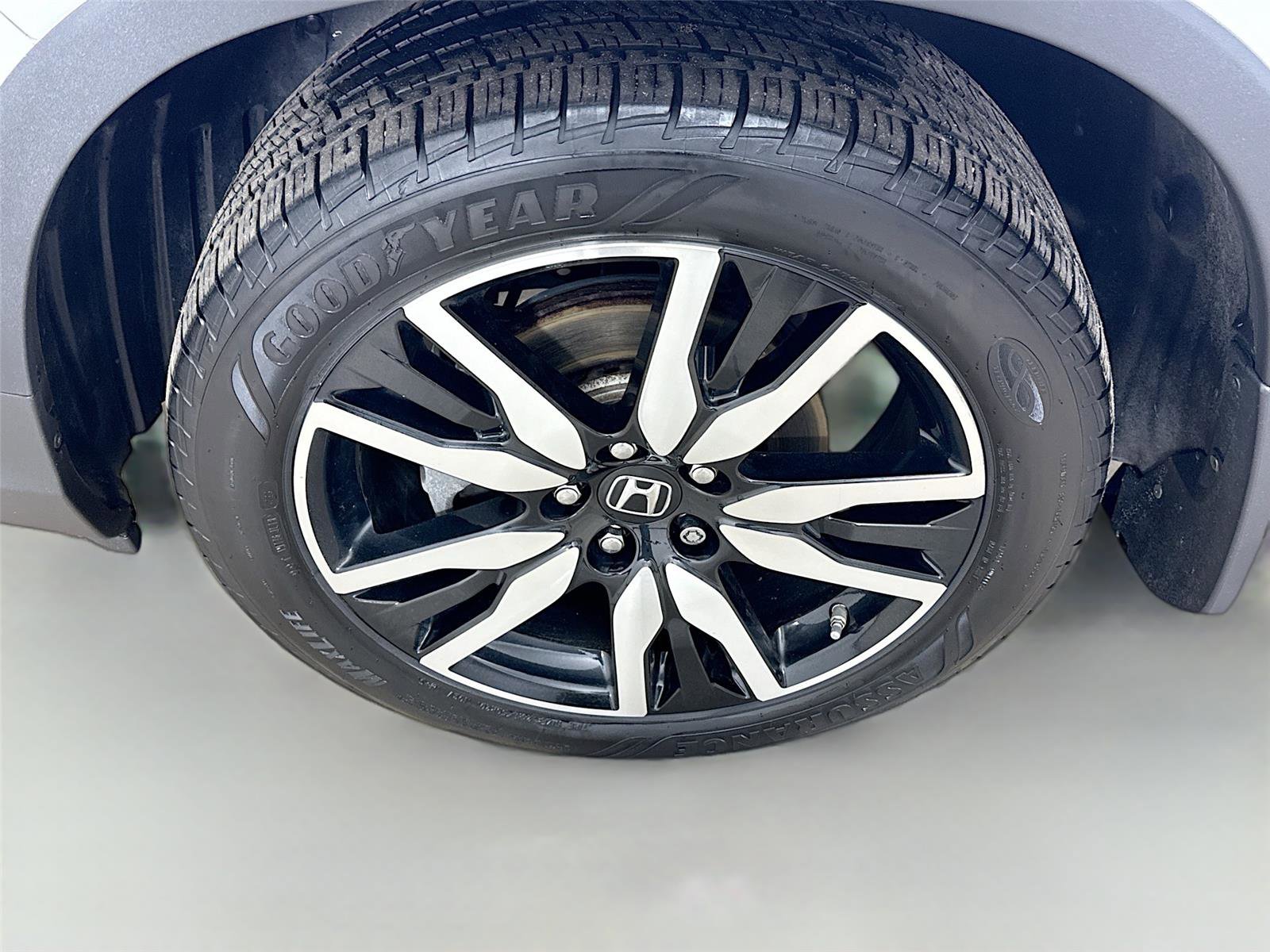 Used 2022 Honda Pilot Touring image 32