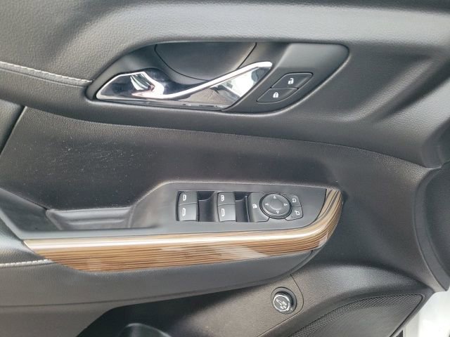 Used 2023 GMC Acadia SLE image 30