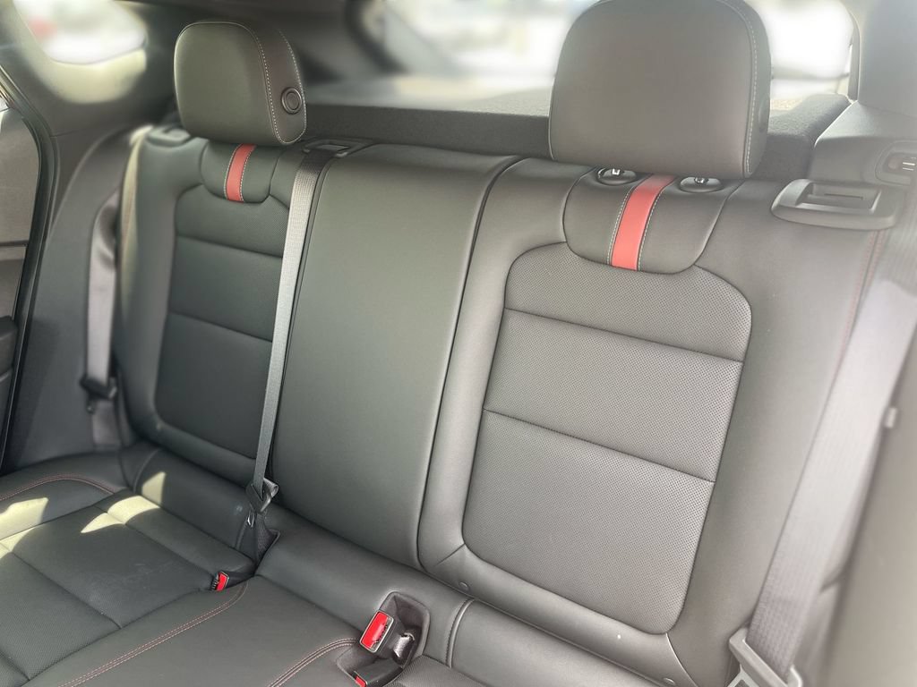 Used 2024 Chevrolet Trax RS w/ Sunroof Package FWD image 33