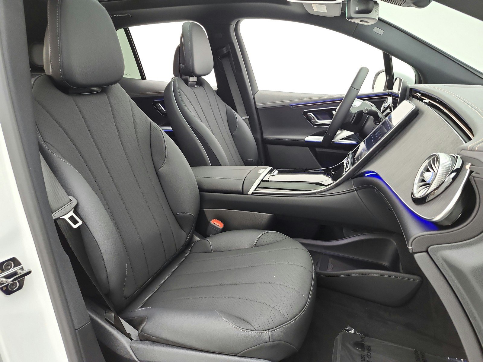 New 2027 Mercedes-Benz EQE 320+ SUV image 13