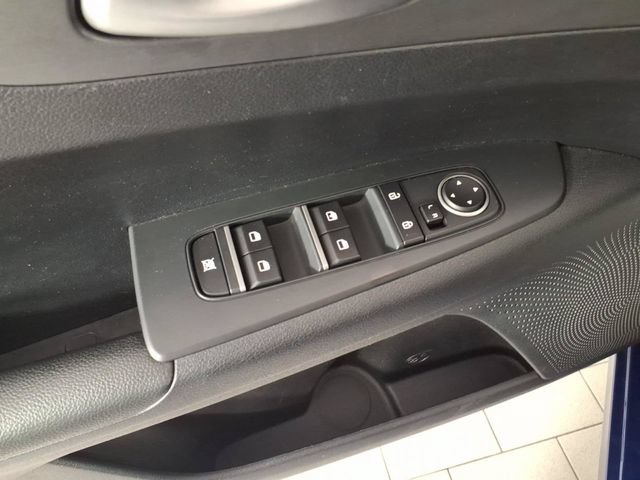 Used 2020 Kia Forte LXS FWD image 14