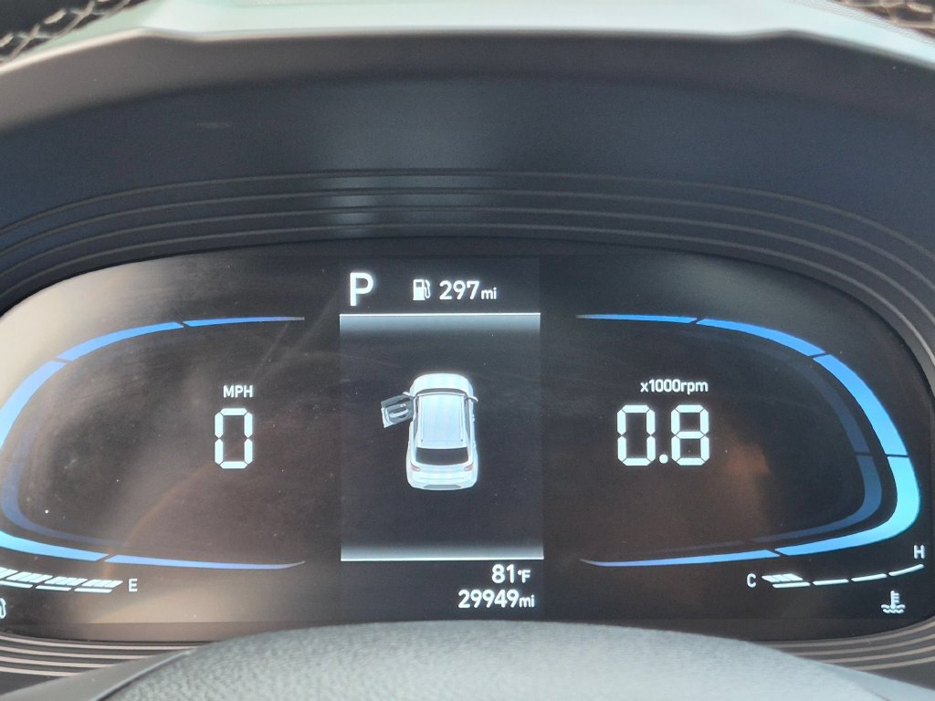 Used 2025 Hyundai Venue SEL FWD image 19