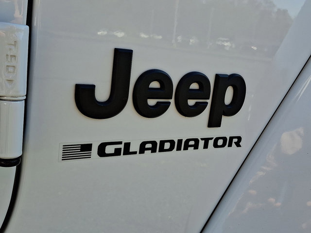 Used 2023 Jeep Gladiator Overland image 25