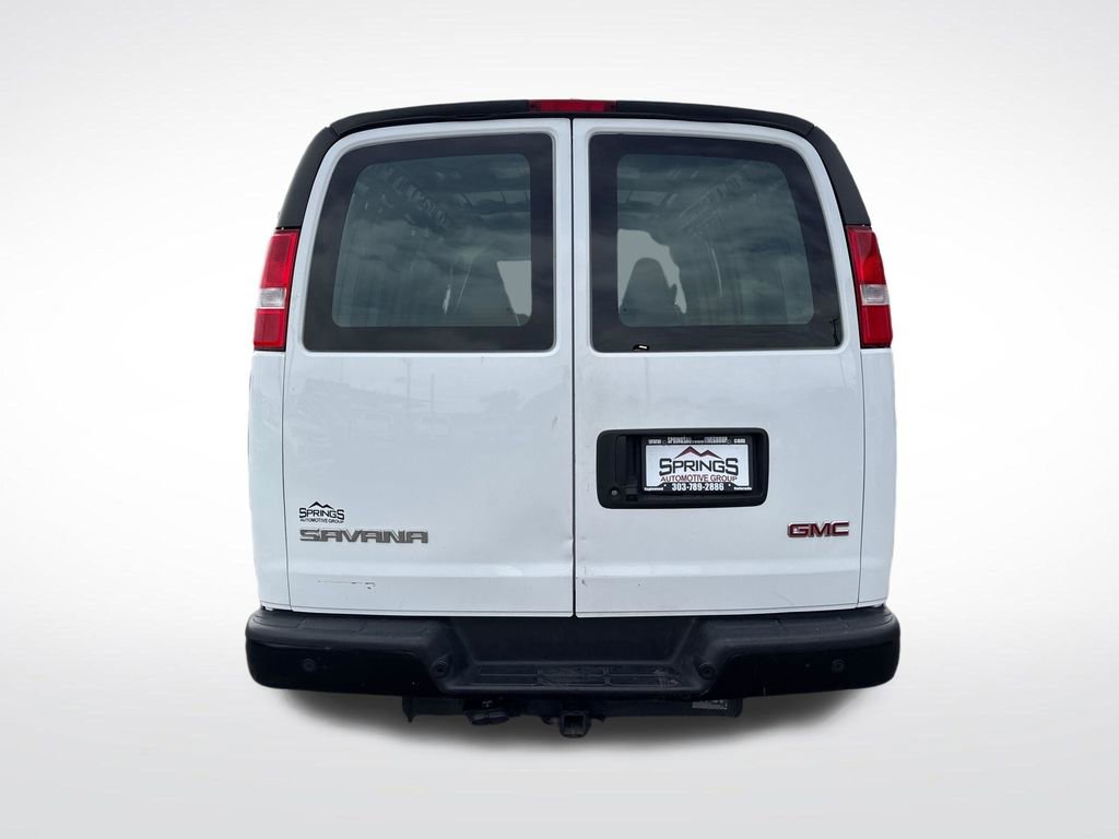 Used 2024 GMC Savana 2500 w/ Driver Convenience Package image 4