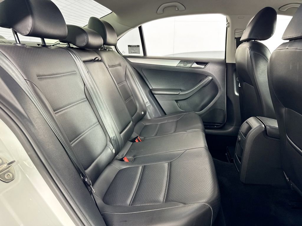 Used 2018 Volkswagen Jetta SE FWD image 26