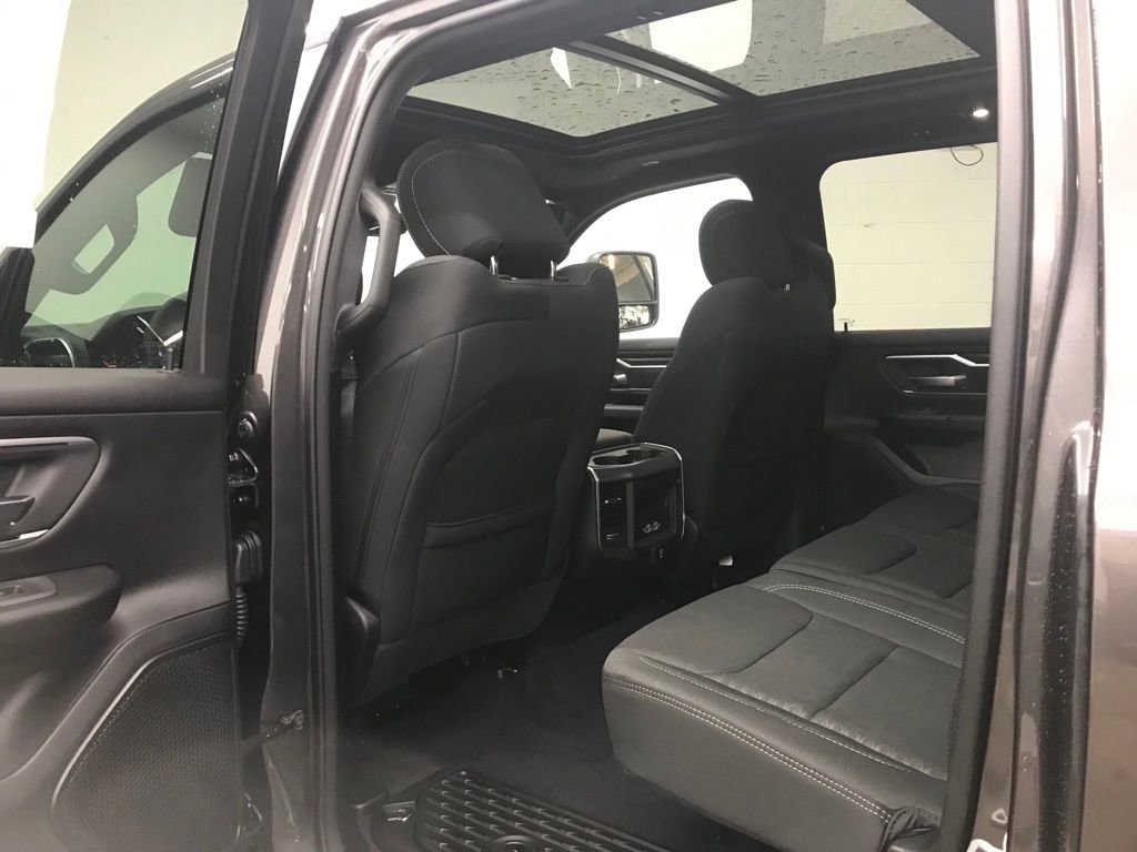 New 2026 RAM 1500 4x4 Crew Cab image 35