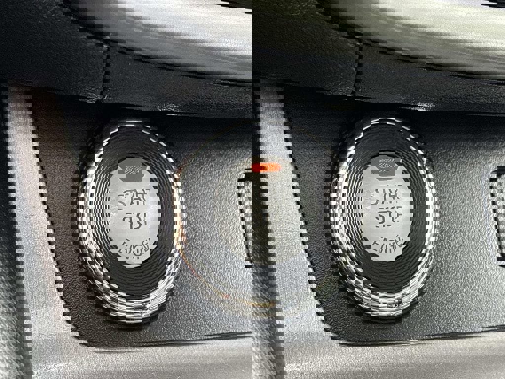 Used 2024 Nissan Murano SL image 30