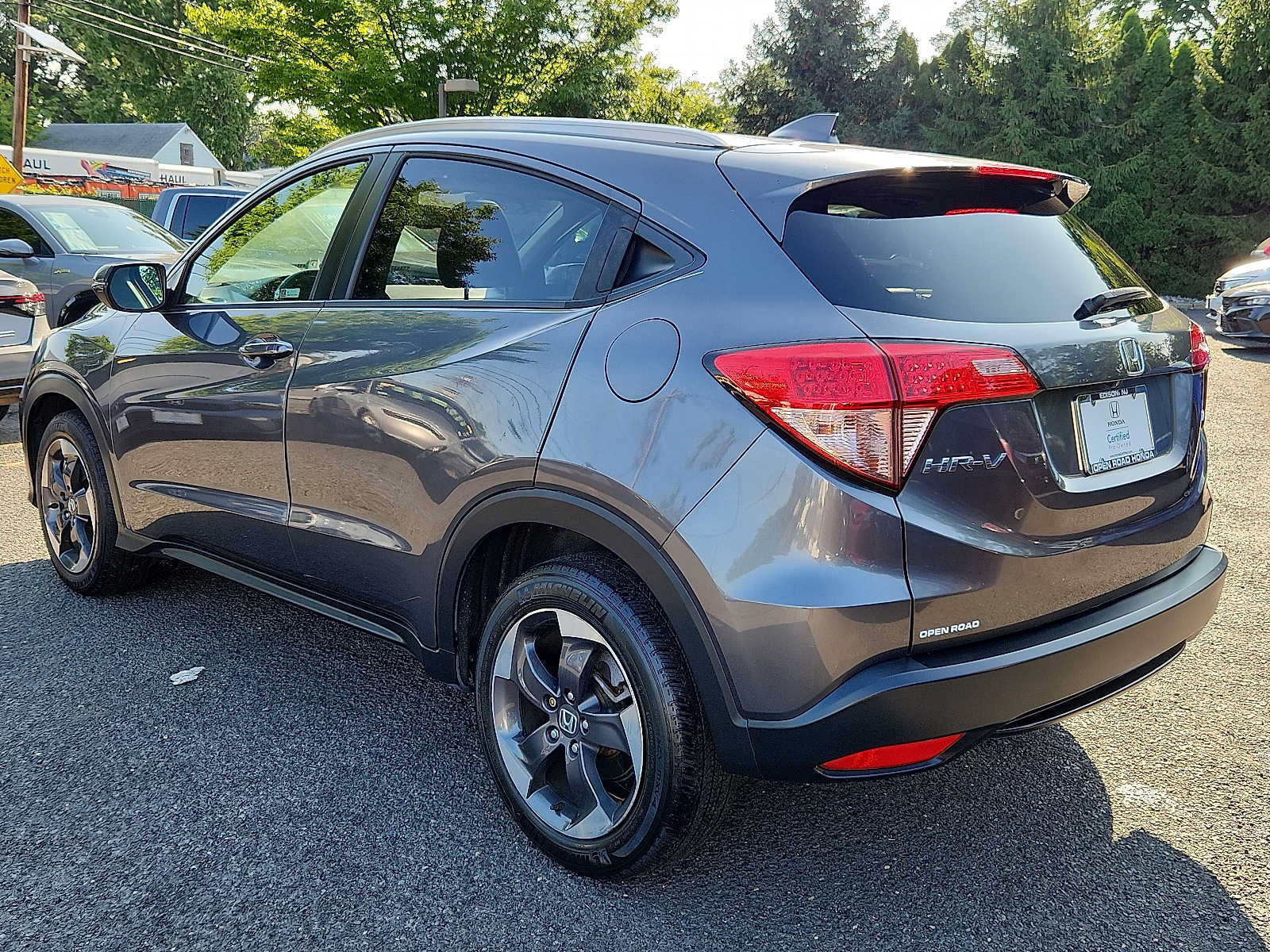 Used 2018 Honda HR-V EX-L image 4